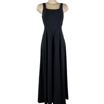 Birgit long black dress, very elegant when worn with a jeweled sandal