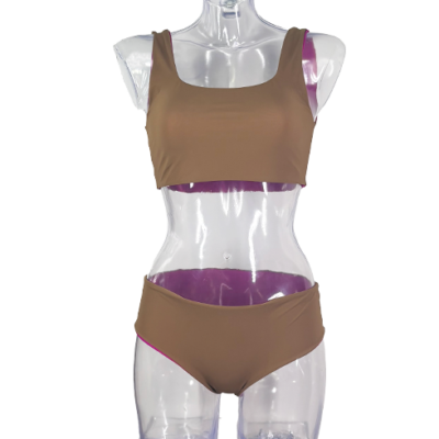 Vera bikini, top with straps and a square neckline. A bikini made of ecological lycra